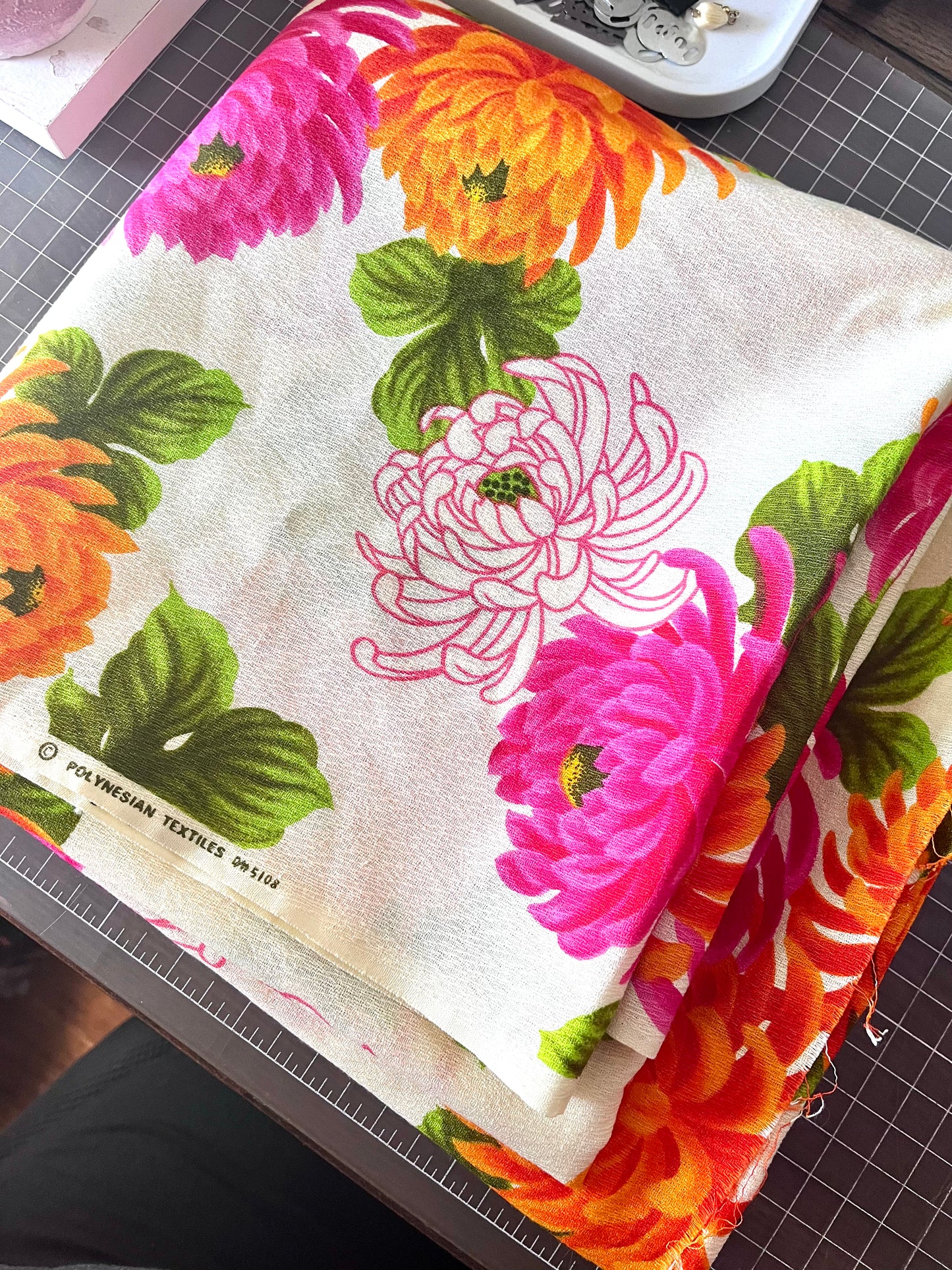 NEW Vintage Tote - Chrysanthemums