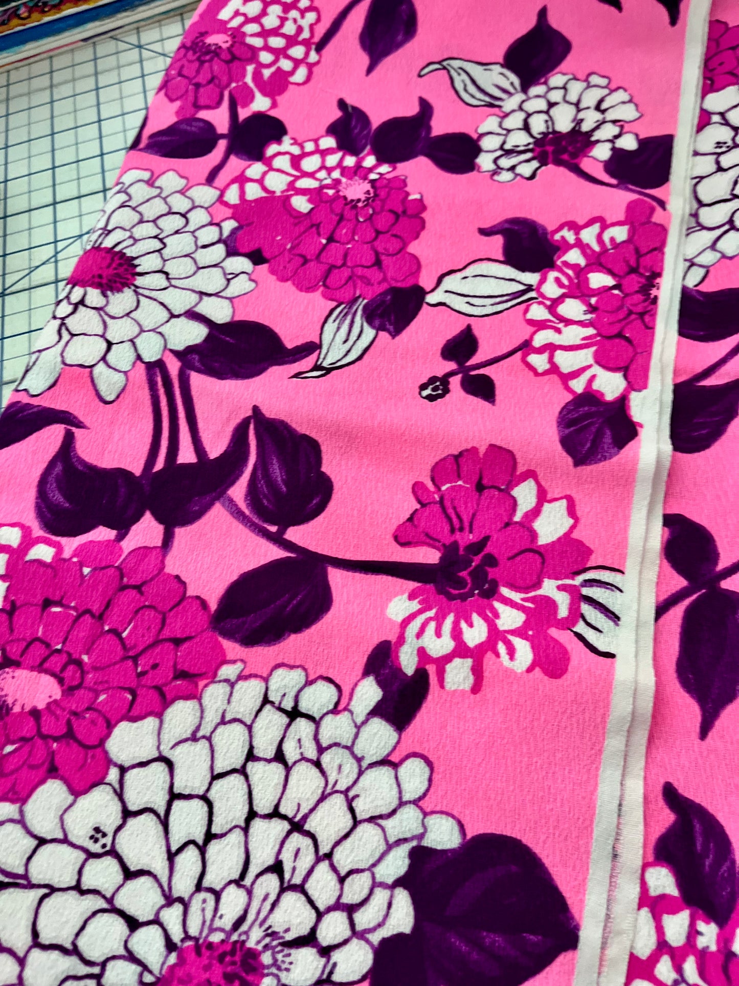 NEW Vintage Tote - White Chrysanthemums